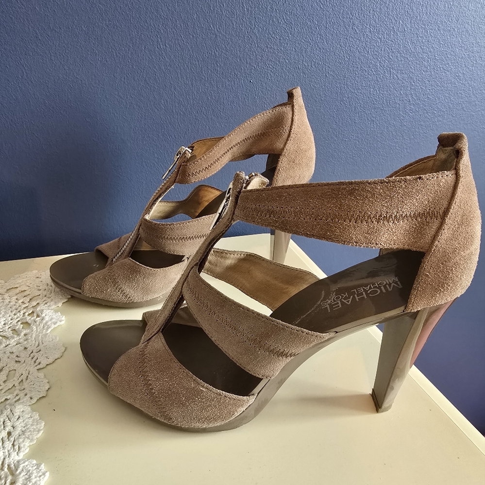 Michael Kors Women's Tan Suede Heels